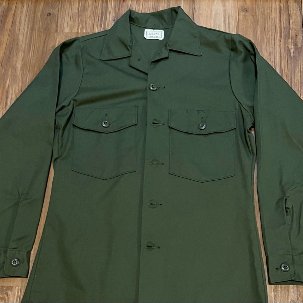 Vintage mili shirt size Small